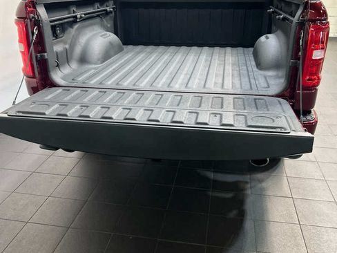 Used 2025 RAM 1500 Big Horn AWD/4WD image 11