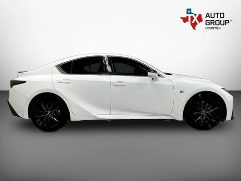 Used 2024 Lexus IS 300 F Sport RWD image 9