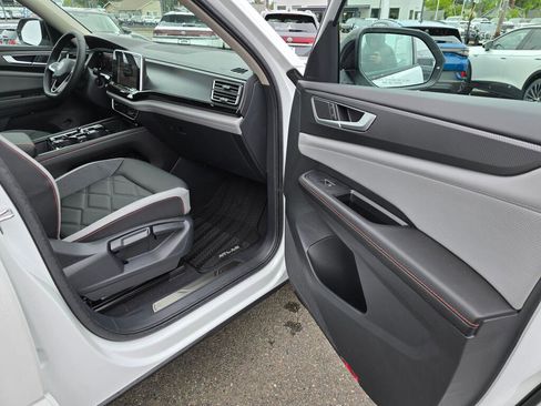 New 2026 Volkswagen Atlas Peak Edition AWD/4WD image 45