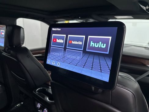 Used 2024 GMC Yukon Denali Ultimate AWD/4WD image 21