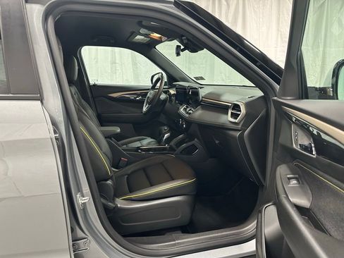 Used 2024 Chevrolet TrailBlazer ACTIV w/ Convenience Package AWD/4WD image 54