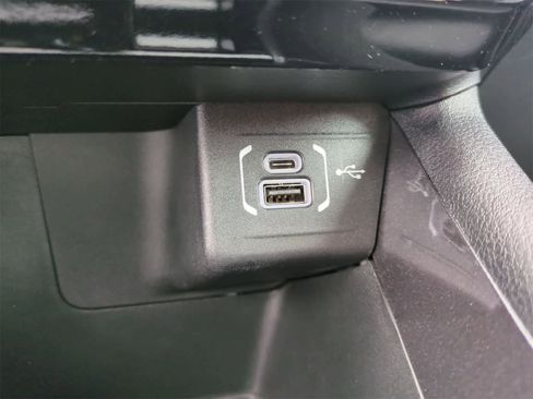 Certified 2022 Jeep Compass Latitude image 31