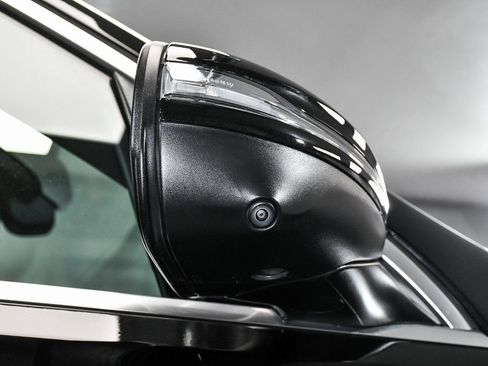 Used 2025 Mercedes-Benz GLS 450 4MATIC image 81