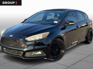Used 2017 Ford Focus ST image 1