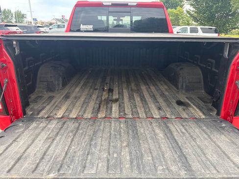 Used 2020 GMC Sierra 1500 Elevation w/ Elevation Value Package AWD/4WD image 9