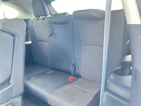 Used 2023 Toyota Highlander LE AWD/4WD image 16