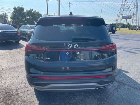 Used 2023 Hyundai Santa Fe SE FWD image 6