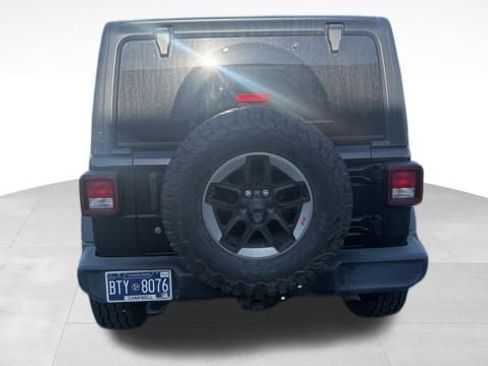 Used 2019 Jeep Wrangler Unlimited Sport S image 3