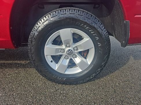 Used 2014 RAM 1500 Classic SLT image 9