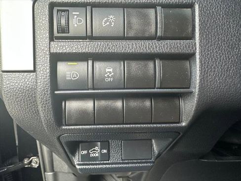 Certified 2024 Toyota Tacoma TRD Off-Road image 23