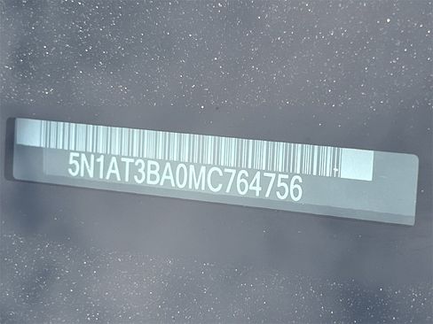 Used 2021 Nissan Rogue SV image 27