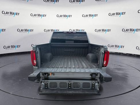Used 2021 GMC Sierra 1500 AT4 w/ AT4 Premium Package AWD/4WD image 16