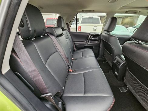 Used 2023 Toyota 4Runner TRD Off-Road Premium w/ Moonroof Package AWD/4WD image 18