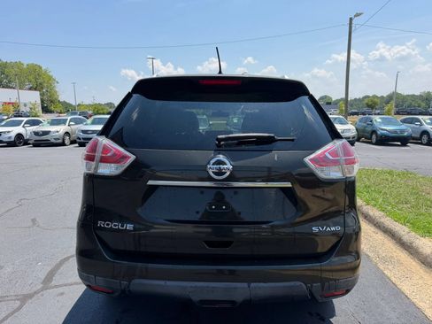 Used 2016 Nissan Rogue SV w/ SV Premium Package AWD/4WD image 6