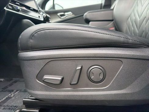 Used 2023 Kia Sportage X-Line AWD/4WD image 16