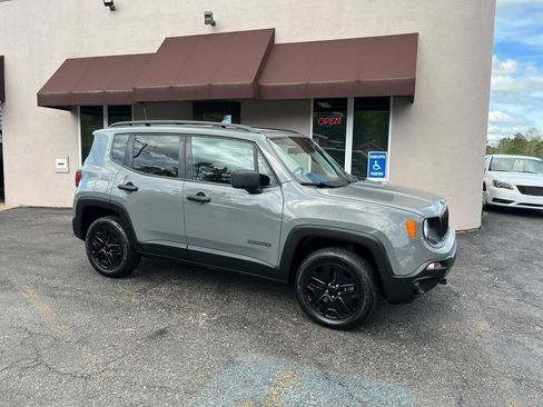 Used 2020 Jeep Renegade Sport AWD/4WD image 2