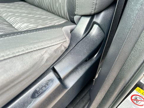 Used 2020 Toyota Tundra SR5 AWD/4WD image 12