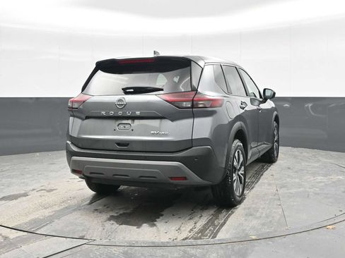 Used 2023 Nissan Rogue SV image 10