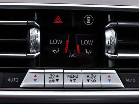 Used 2023 BMW X5 xDrive45e AWD/4WD image 44