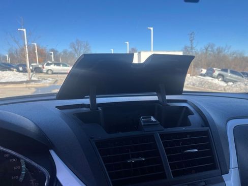 Used 2010 Chevrolet Traverse LT w/ Personal Connectivity Package image 22