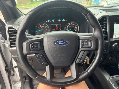 Used 2018 Ford F150 XLT w/ Equipment Group 302A Luxury AWD/4WD image 17