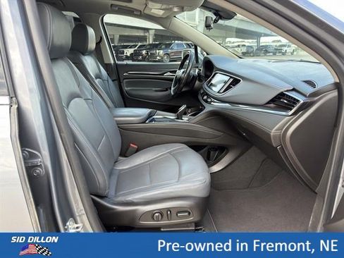 Certified 2019 Buick Enclave Premium w/ Experience Buick Package AWD/4WD image 18