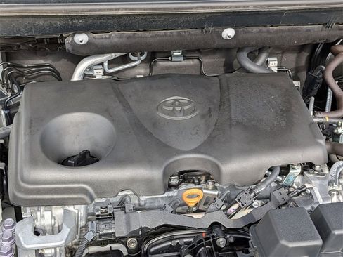 Used 2025 Toyota RAV4 LE image 34