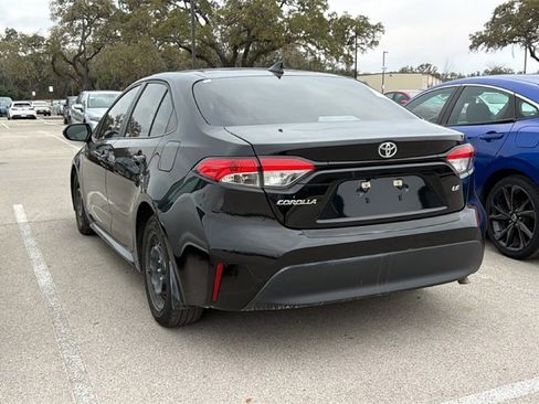 Used 2025 Toyota Corolla LE image 7