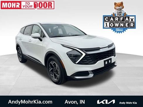 Used 2024 Kia Sportage LX image 1
