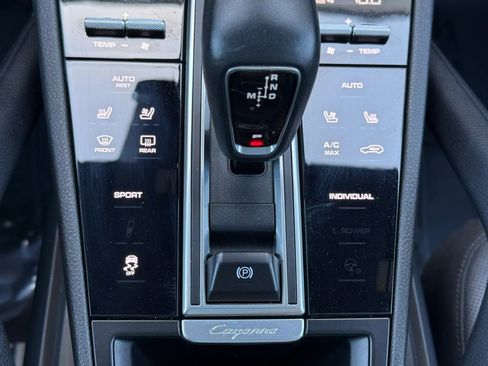 Used 2019 Porsche Cayenne image 22