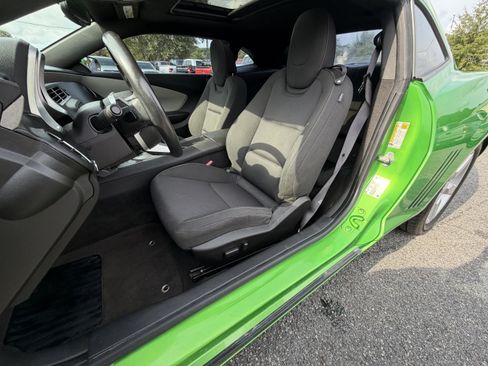 Used 2010 Chevrolet Camaro LT RWD image 11