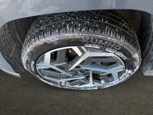 Used 2024 Hyundai Kona N Line image 8