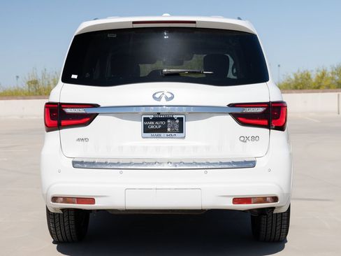 Used 2024 INFINITI QX80 Luxe AWD/4WD image 10