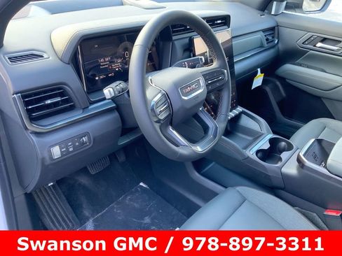 New 2026 GMC Terrain AT4 w/ Technology Package II AWD/4WD image 11