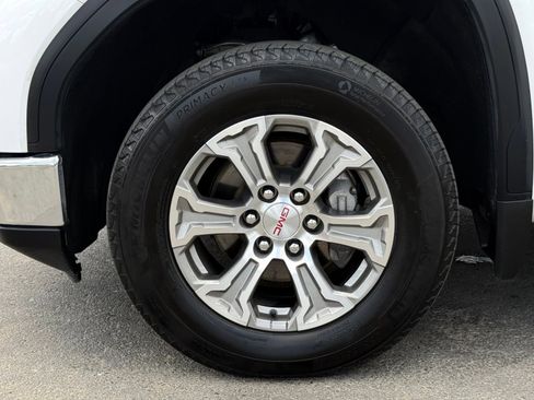 Used 2025 GMC Sierra 1500 SLT AWD/4WD image 17