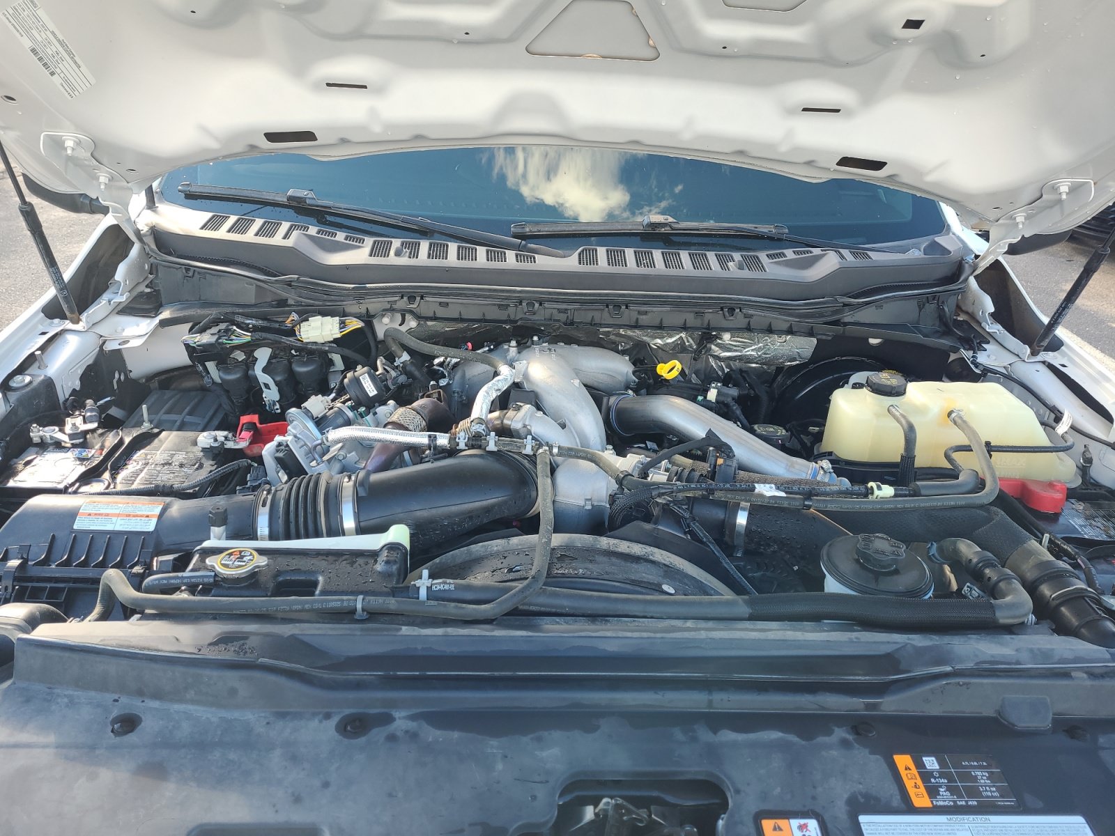 Used 2025 Ford F250 XLT AWD/4WD image 32