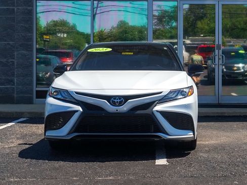 Used 2023 Toyota Camry XSE w/ Navigation Package FWD image 7