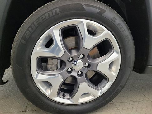 Used 2020 Jeep Compass Limited FWD image 31