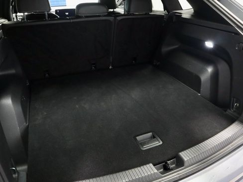 Used 2025 Volkswagen Atlas Cross Sport SE image 14