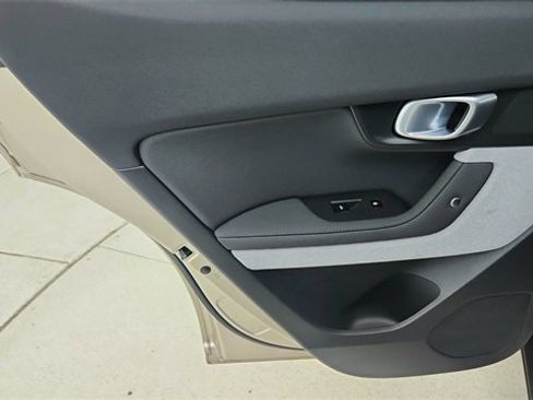 Used 2023 Polestar Polestar 2 Long Range Dual Motor w/ Pilot Pack image 30