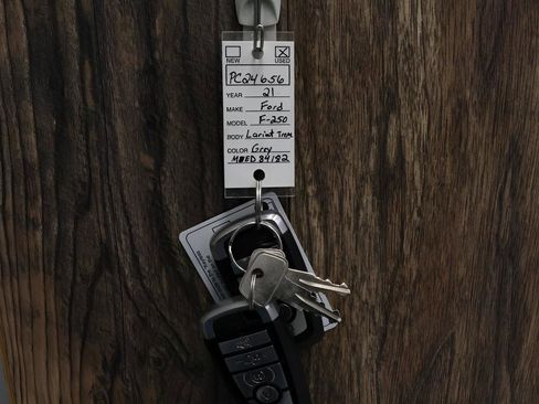 Used 2021 Ford F250 Lariat w/ Tremor Off-Road Package image 34