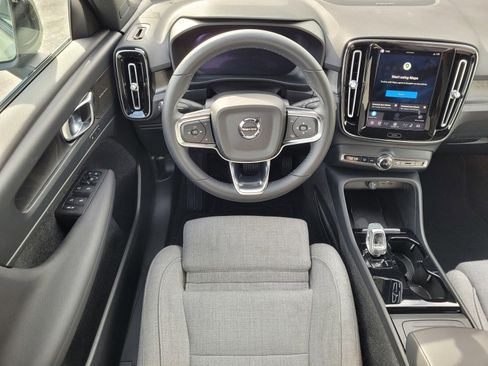Certified 2023 Volvo XC40 Recharge Ultimate image 14