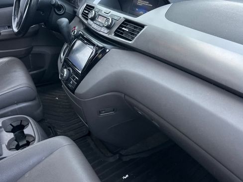 Used 2015 Honda Odyssey EX-L image 17