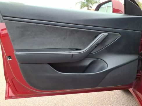 Used 2018 Tesla Model 3 Mid Range RWD image 16