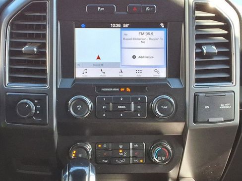 Used 2019 Ford F150 XLT w/ Equipment Group 302A Luxury AWD/4WD image 18