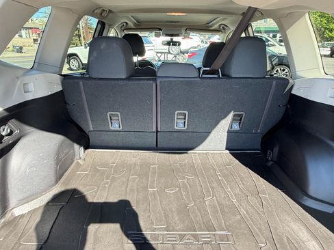 Used 2019 Subaru Forester Premium w/ All-Weather Package AWD/4WD image 12
