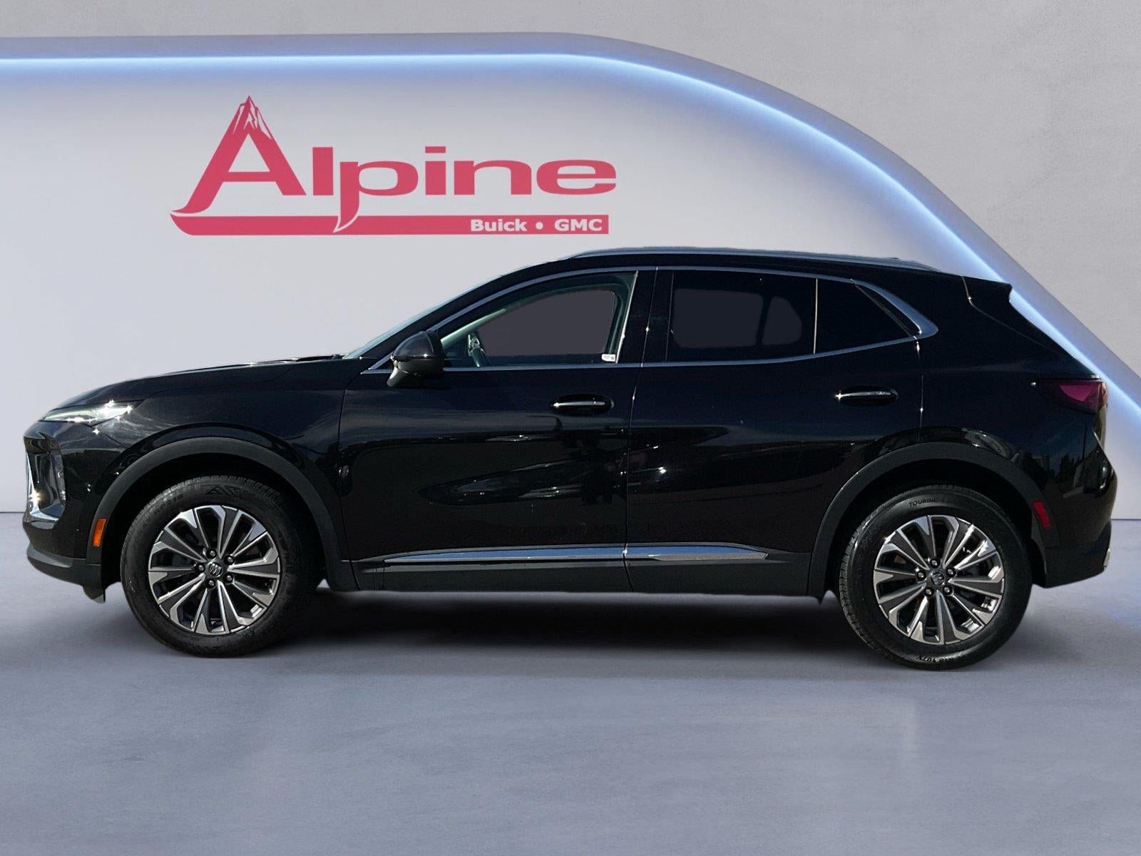 Certified 2024 Buick Envision Preferred AWD/4WD image 2