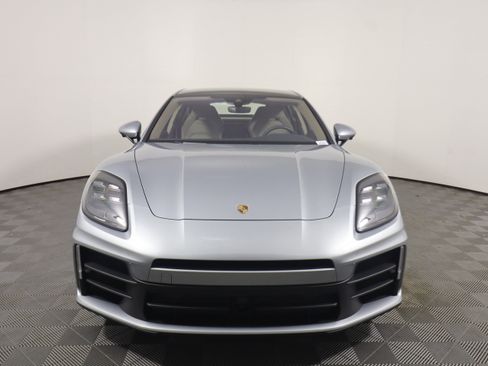 Certified 2026 Porsche Panamera image 10
