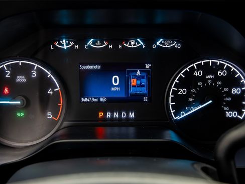 Used 2025 Ford F250 XLT w/ FX4 Off-Road Package AWD/4WD image 39