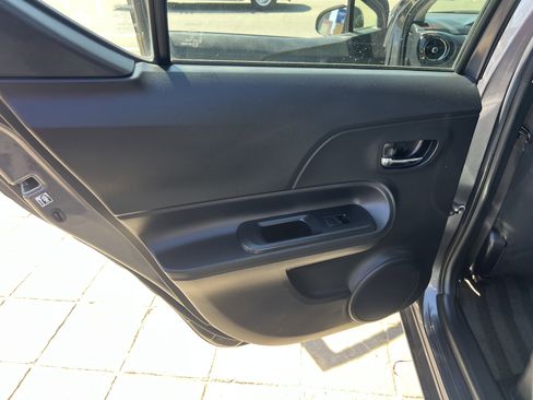 Used 2016 Toyota Prius C Three FWD image 27